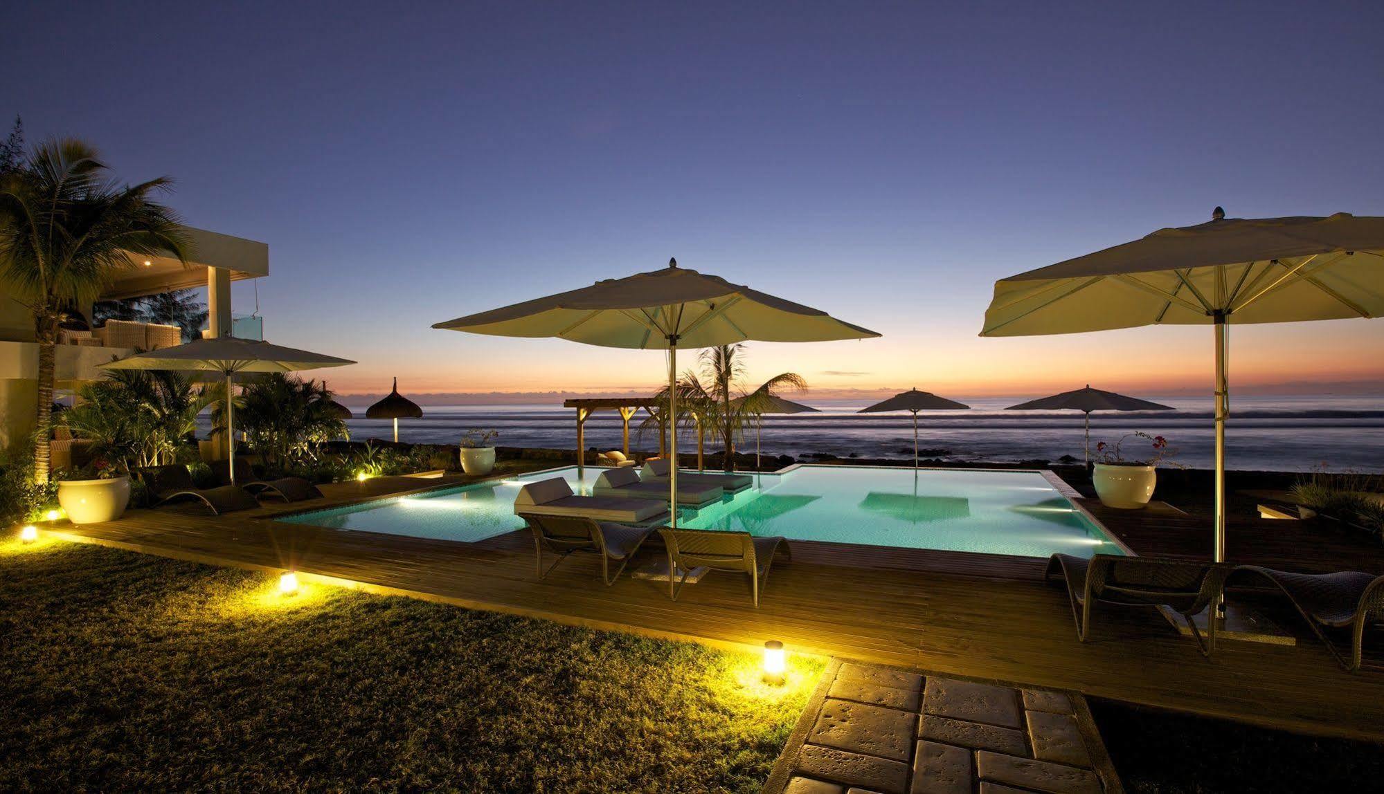 Leora Luxury Accommodation By Dream Escapes Tamarin Exterior photo
